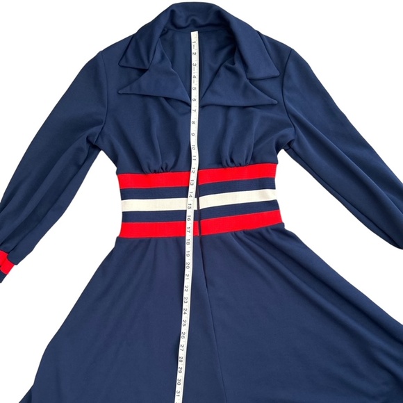 Vintage 70s Collared Babydoll Mod Dress - Picture 4 of 9